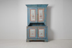 Antique Swedish blue cabinet. The cabinet is a genuine Swedish country house furniture from the early 1800s, around 1820.