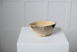 Rustic Swedish wooden bowl from the early 1800s. This antique bowl is made by hand from a single piece of wood, more specifically birch root.
