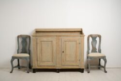 Genuine Swedish classic sideboard from the gustavian period, made around 1790 in northern Sweden. Straight classic shape with pronounced corners