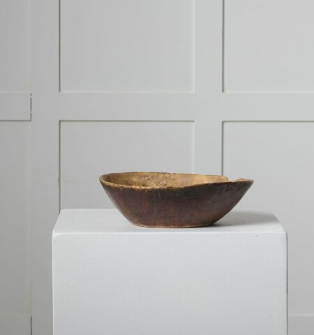 Antique Swedish wooden bowl in good vintage condition with authentic patina and traces after use. The bowl has a round shape