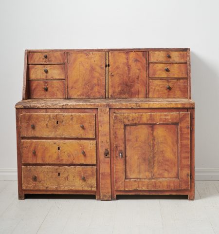 Genuine unusual antique sideboard from the early 19th century, around 1820. The sideboard is folk art from northern Sweden and is a unique hand-made furniture§