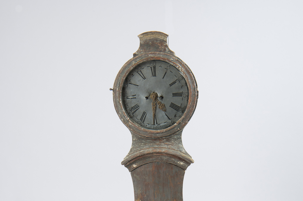 Rococo Mora Clock