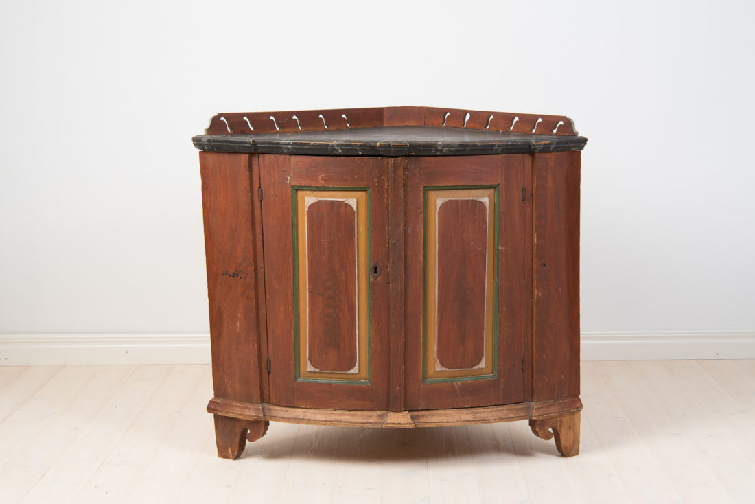 18th Century Gustavian Corner Sideboard