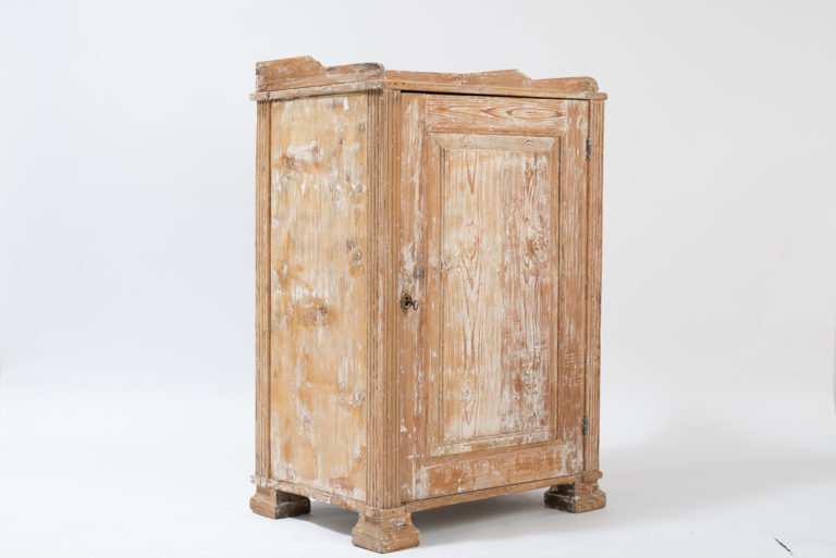 Gustavian Sidebord