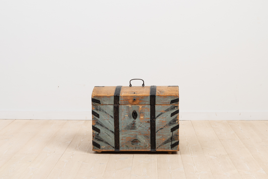 Folk Art Box from Västerbotten, Sweden