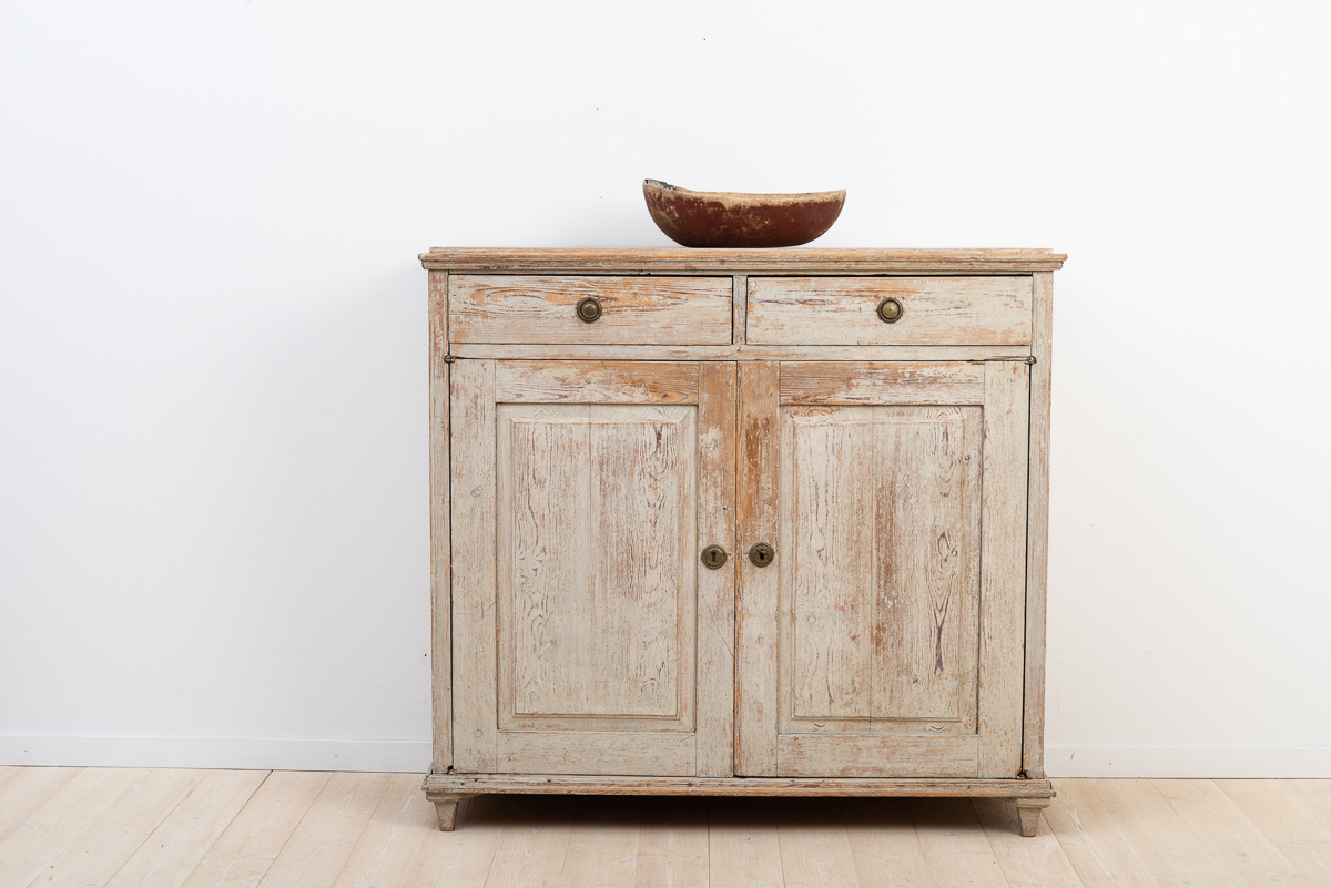 Gustavian Sideboard from Hälsingland