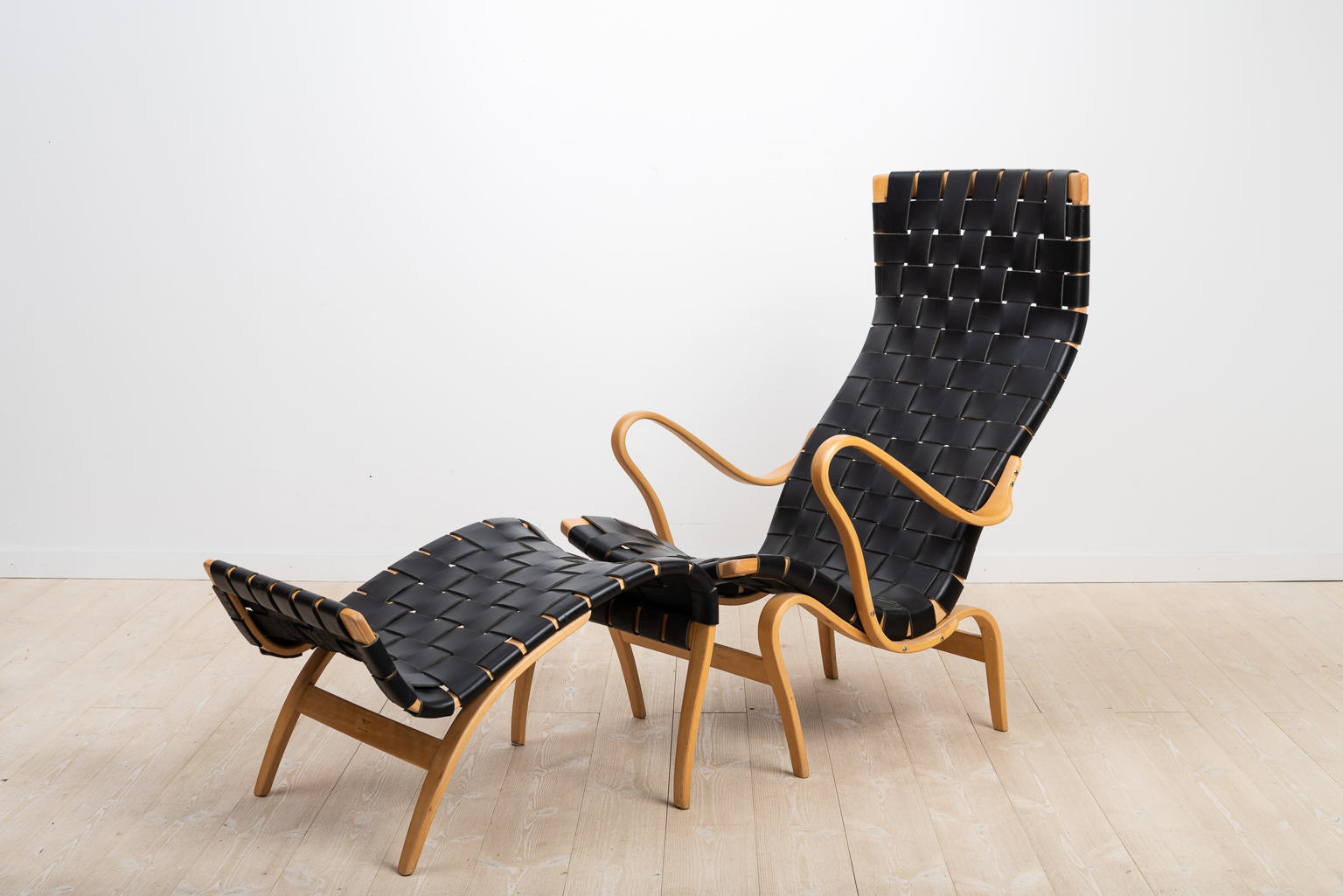 Lounge Chair Pernilla 2 with Pernilla 69 Ottoman