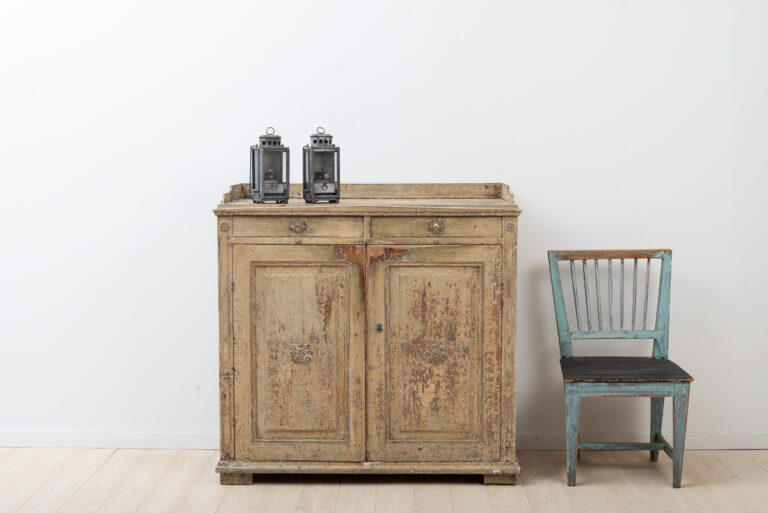 Swedish Gustavian Sideboard from the 1790s