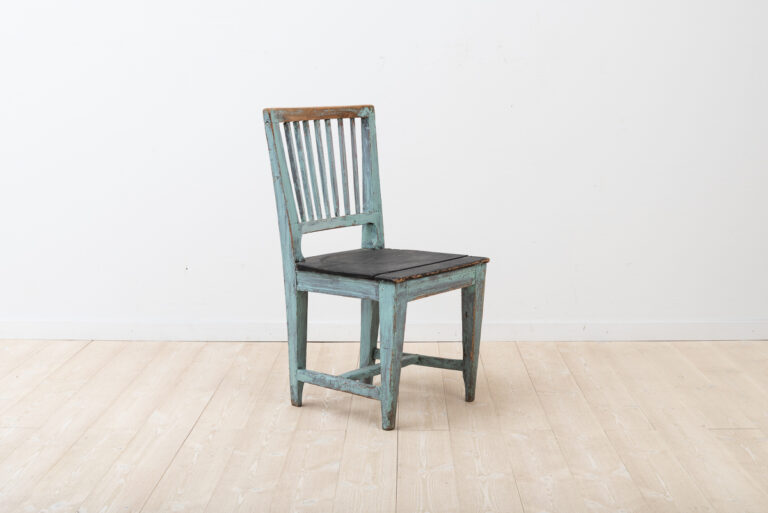 Provincial Gustavian Painted Chair from 1800