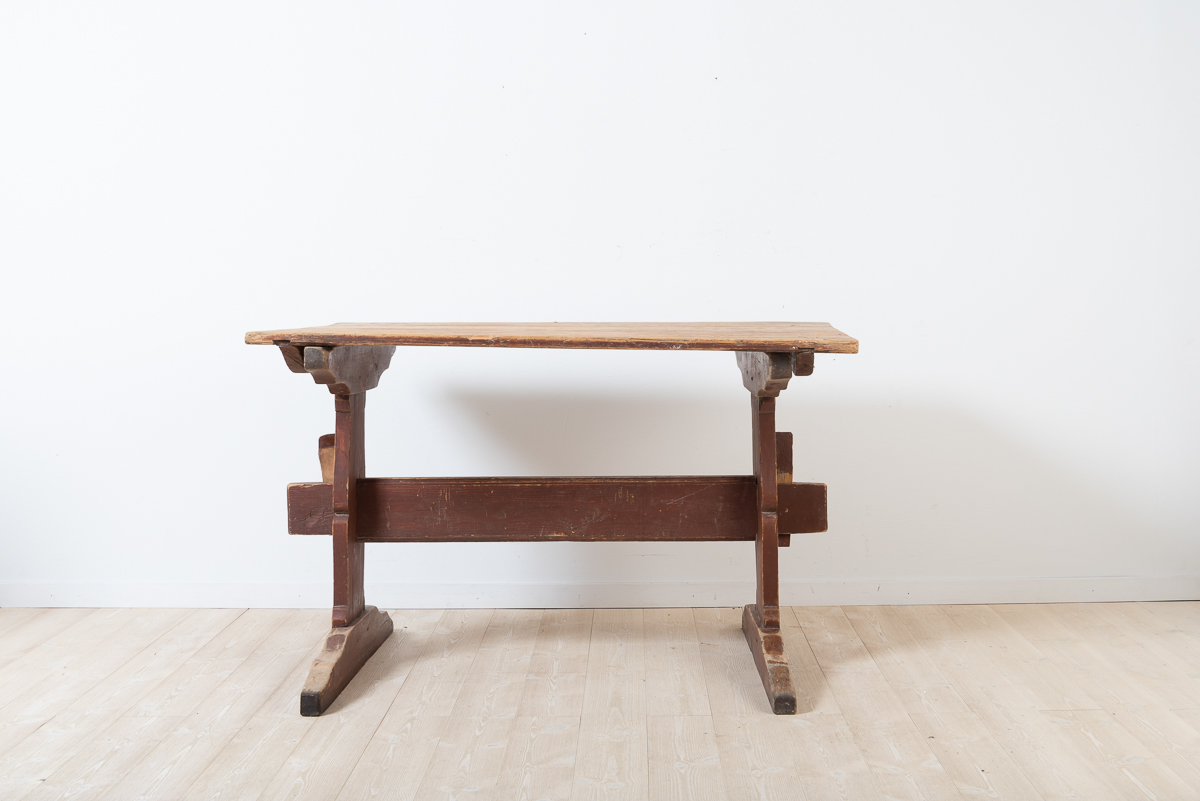 Trestle table in untouched condition. Natural patina after years of continuous use.