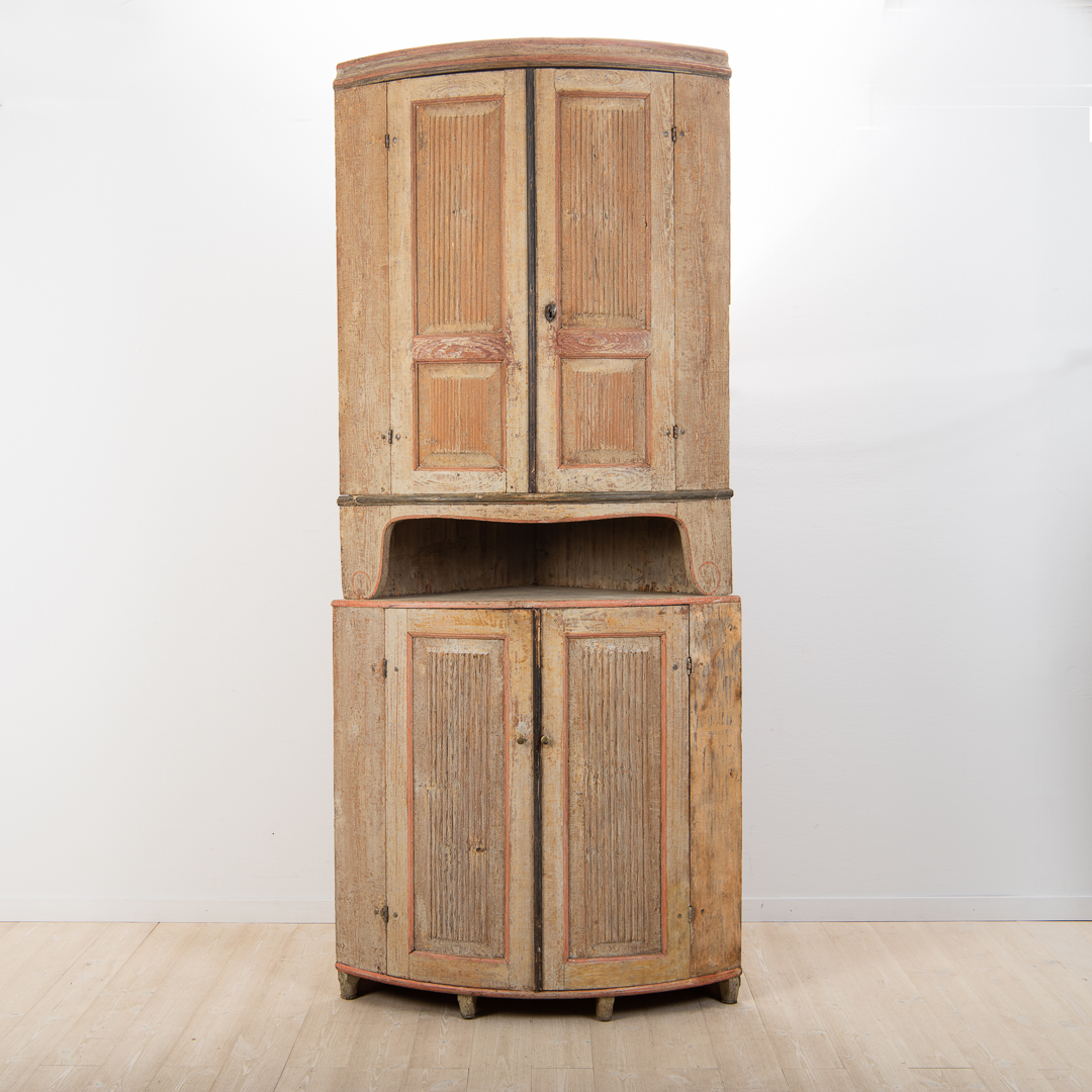 Gustavian Corner Cabinet from Forsa, Hälsingland