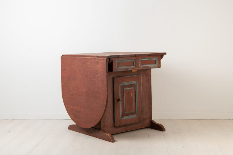 Primitive Folk Art Table in Painted Pine