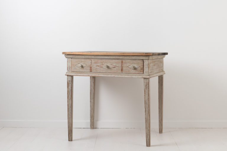Swedish Neoclassical Side Table from 1790