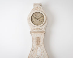 Neoclassical long case clock from the turn of the century 1700 to 1800s. The case itself is from northern Sweden but the mechanism is from in Stockholm.