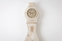 Neoclassical long case clock from the turn of the century 1700 to 1800s. The case itself is from northern Sweden but the mechanism is from in Stockholm.