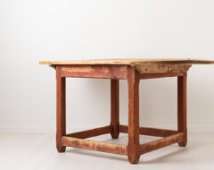 Rustic baroque centre table in folk art. The table which is also a work table is primitive and made in northern Sweden around the late 1700s
