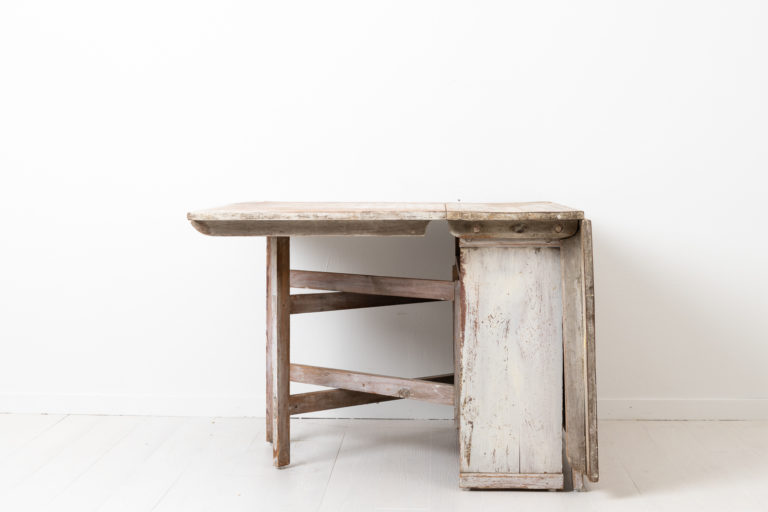 Double-Sided Drop Leaf Table with Crossed Gates