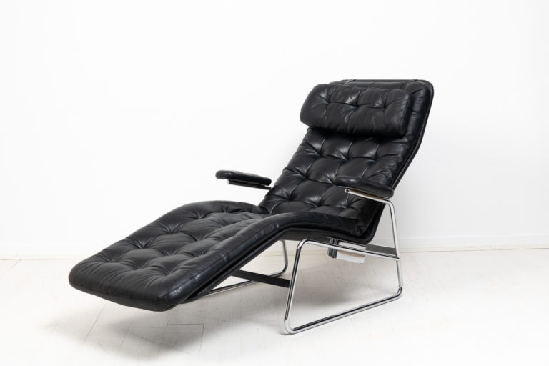 Fenix Lounge Chair for DUX by Sam Larsson