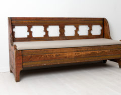 Gustavian country bench from northern Sweden made during the late 1700s. The bench is unusual and from the very north of Sweden