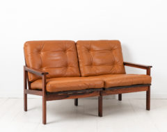 Capella sofa by Illum Wikkelsø for N.Eilersen. The sofa is from the second half of the 20th century and fits the Scandinavian modern style
