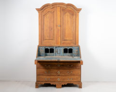 Elegant bureau cabinet from Sweden most likely made around Stockholm during the transition period between baroque and rococo