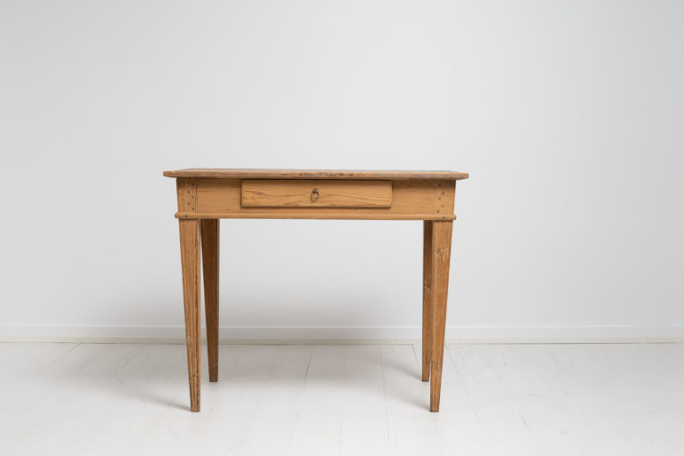 Gustavian Country Home Desk from Northern Sweden