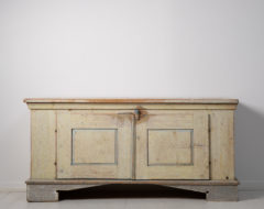 Low gustavian sideboard from Sweden made during the first years of the 19th century, 1800 to 1810. A classic example of Swedish country house furniture