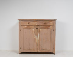 Swedish country house sideboard from northern Sweden made around the mid 19th century, 1840 to 1850. The sideboard is folk art