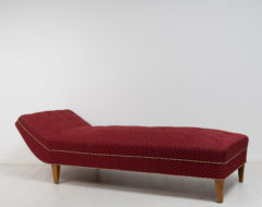 Swedish modern daybed from around the 1930s. The daybed has legs in birch and the original patterned upholstery.