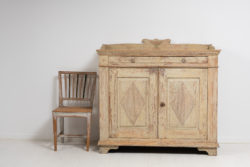 Unusual genuine Swedish sideboard from around year 1800 in the transitional time between the gustavian and empire periods