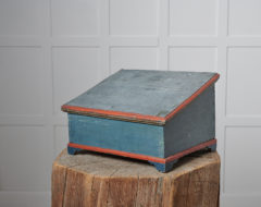 Rare antique blue box in folk art from Sweden made during the mid 1800s. The box is an attractive size and can be used for