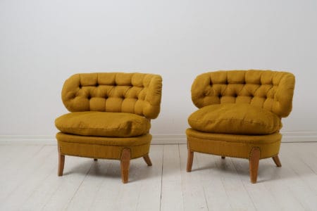 Pair of Schulz Lounge Chairs – Otto Schulz Easy Chairs. These lounge chairs were designed in 1936 and manufactured by Jio Furniture