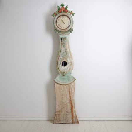 Antique long case clock from northern Sweden. The clock has its origin in northern Sweden in the county Jämtland