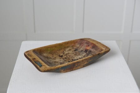Antique folk art trough from northern Sweden made around 1840. Charming, unusual and genuine. The trough is small, see measurements,