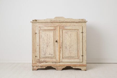 Classic sideboard from the gustavian period during the late 1700s. Made by hand with a frame in solid pine in Northern Sweden