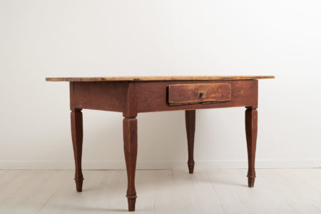 Gustavian styled work table from the late 18th century. Made in northern Sweden in the province Norrbotten. Original wooden knobs.