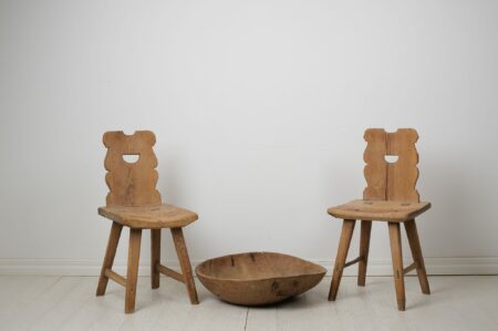 Pair of Swedish rustic chairs in folk art made during the first years of the 1800s, around 1800 to 1810 in northern Sweden.