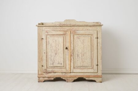 Classic sideboard from the gustavian period during the late 1700s. Made by hand with a frame in solid pine in Northern Sweden
