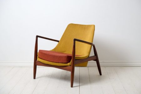 Scandinavian modern "Seal" armchair designed by Ib Kofod Larsen, Denmark. Made by OPE, Olof Persson Möbler, Jönköping. "Sälen"